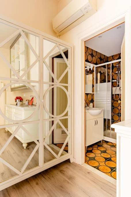 Charming Studio Next To The Duomo Флоренция Екстериор снимка