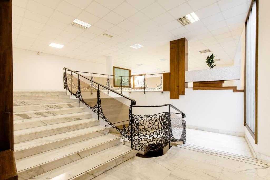 Charming Studio Next To The Duomo Флоренция Екстериор снимка