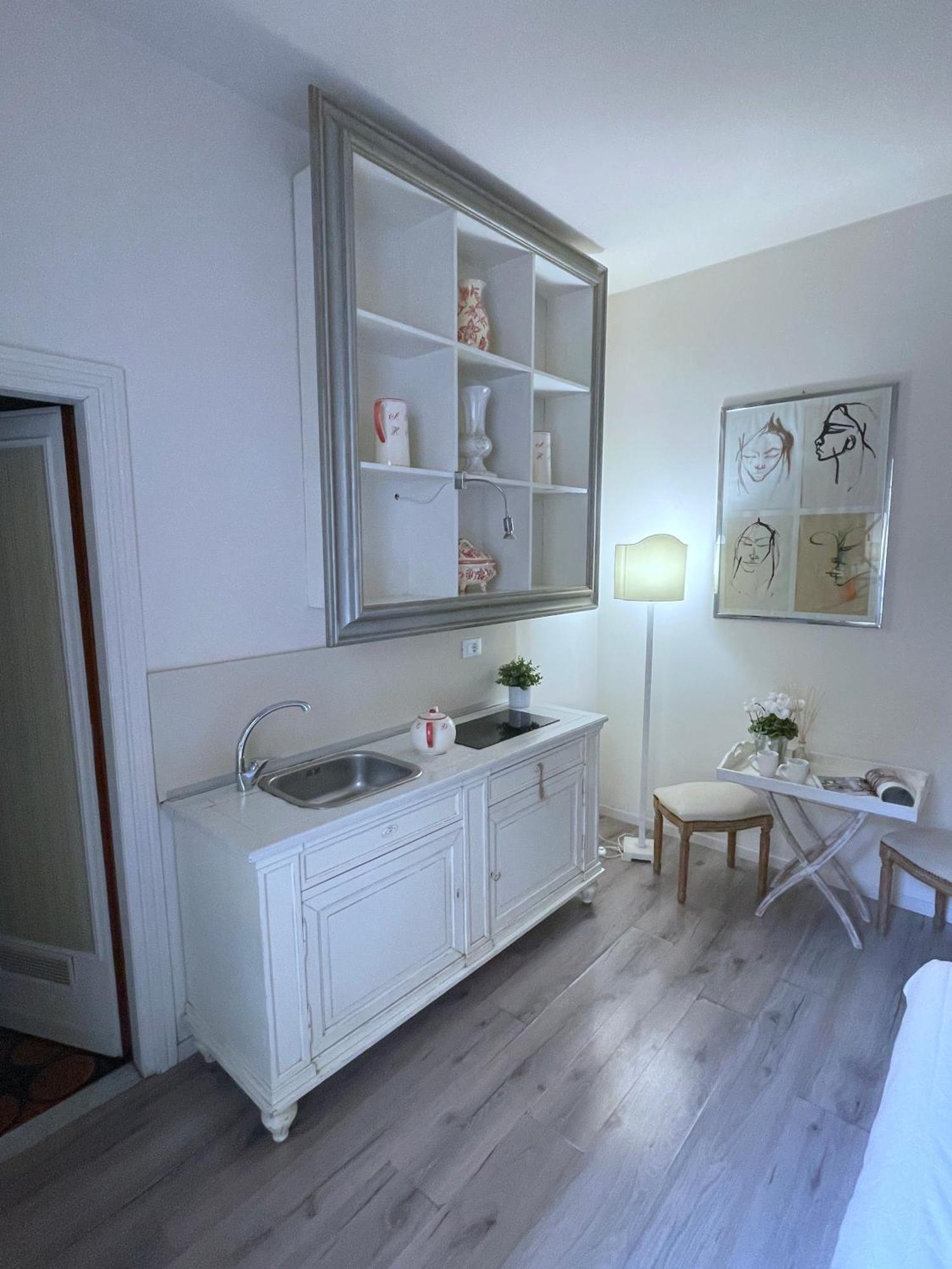 Charming Studio Next To The Duomo Флоренция Екстериор снимка