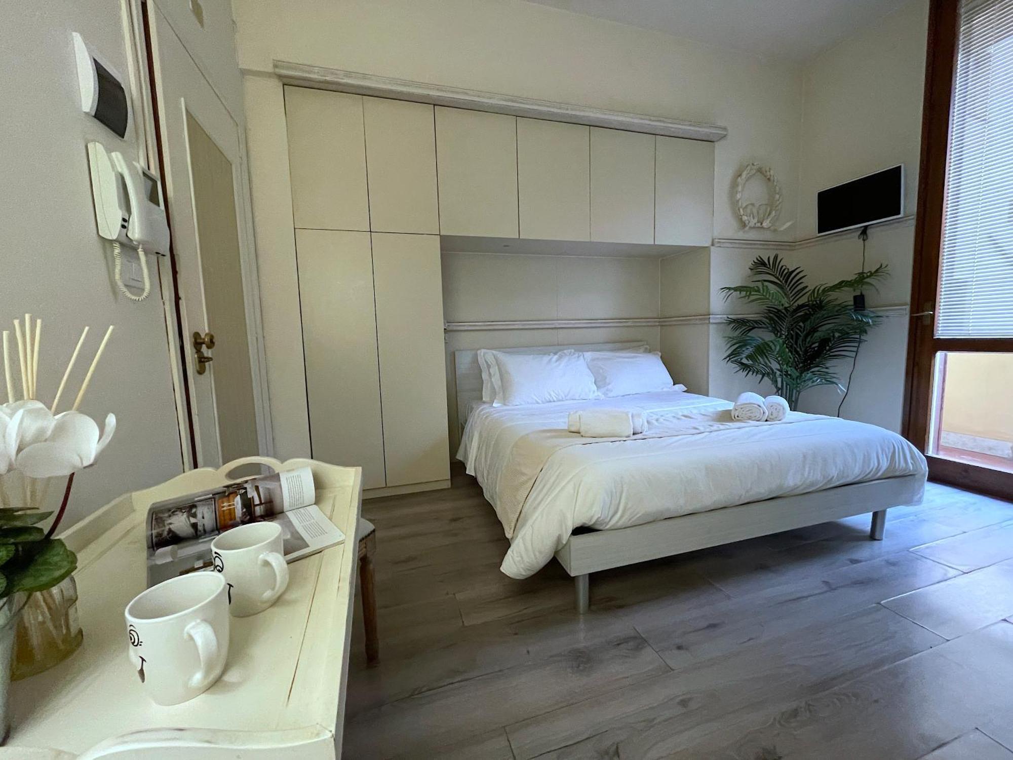 Charming Studio Next To The Duomo Флоренция Екстериор снимка